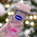 Generic VASeLine's Vitamin B3 Body oil - Pink