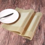 6pcs PVC Placemats with 1 Table Runner Crossweave Woven Vinyl Heat-Resistant Table Mats Non-Slip Washable for Kitchen Dinning Table (6Placemat+Runner180cm)