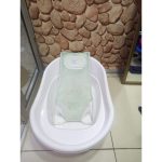 BASIN AND BATHNET WHITE AND GREEN