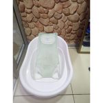 BASIN AND BATHNET WHITE AND GREEN