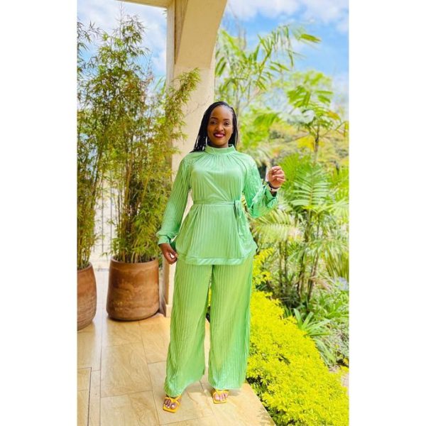 Bright Green Raw Hem Pleated Trousers