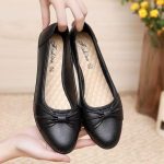 FUXING FASHION Ladies' waterproof leather shoes and flat shoes