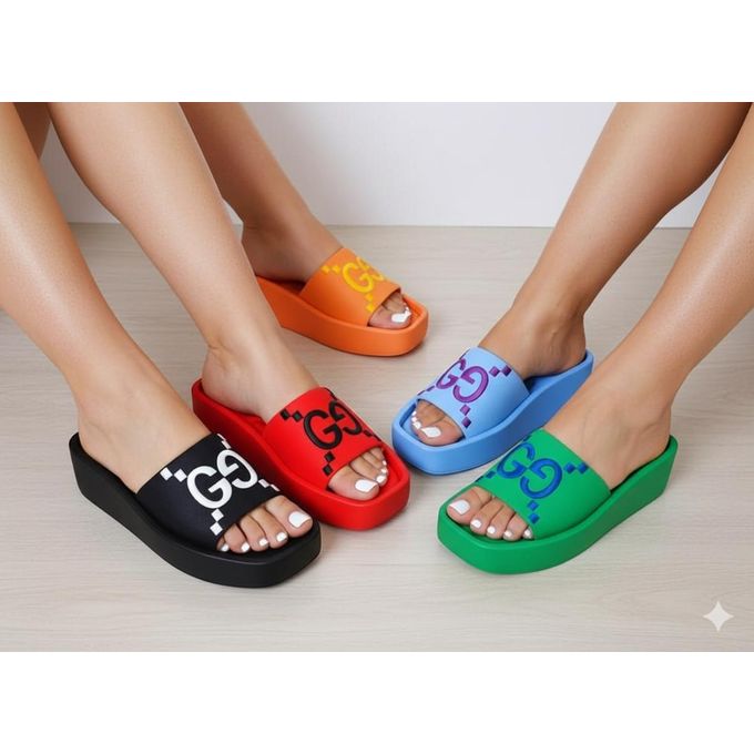 Gucci Classy platforms sandals-Red