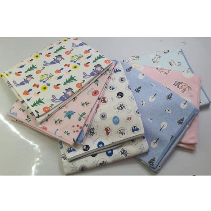 Macintosh Soft Portable Baby Mackintosh/Urine Pad