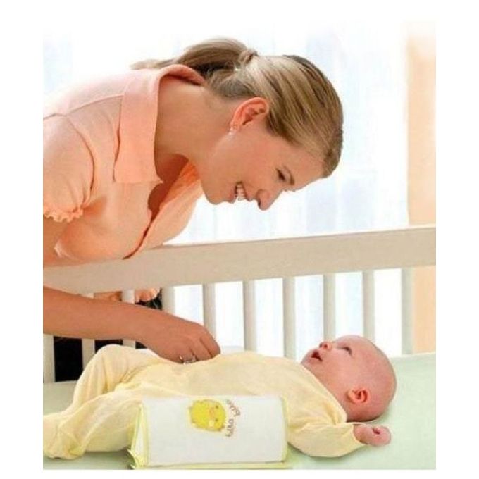 Piyo Piyo Infant Sleep Positioner prevents flat head shape Dimension: 17x11x8cm - Yellow