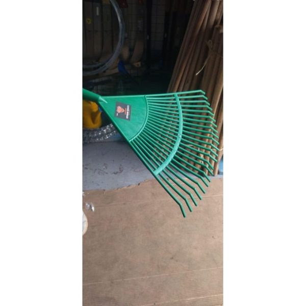 Medium size Leaf and Lawn Rake